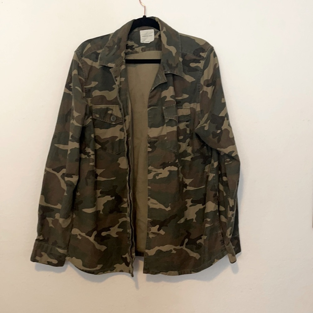 American eagle men’s camo shirt xl camouflage long sleeve shacket